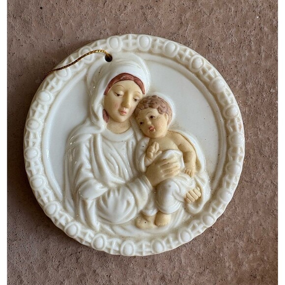 Vintage Porcelain Mary Jesus Madonna and Child Christmas Ornament 1998 Potpourri - Picture 1 of 3